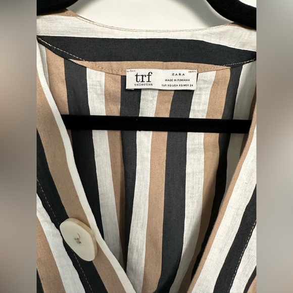 Striped Zara Blouse - Picture 3 of 9